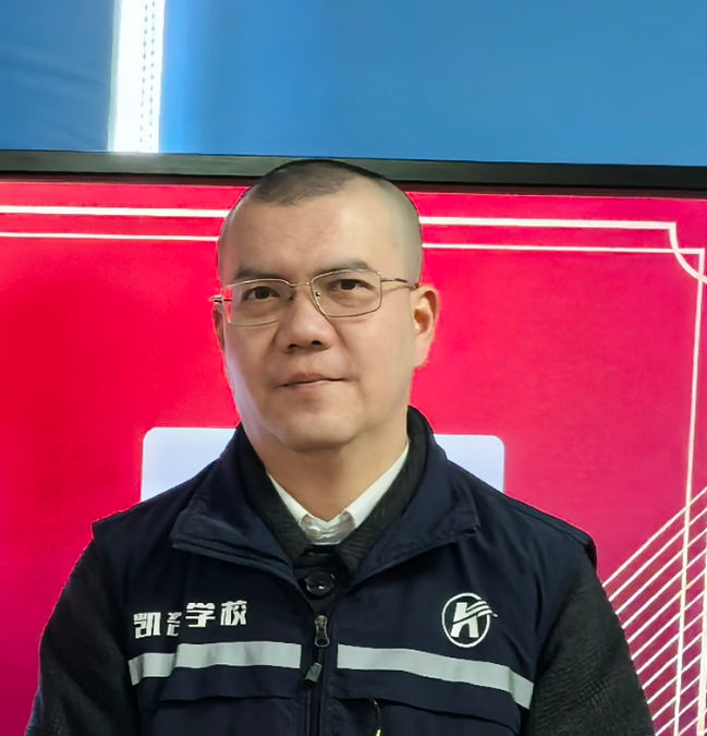 温强｜电工培训老师